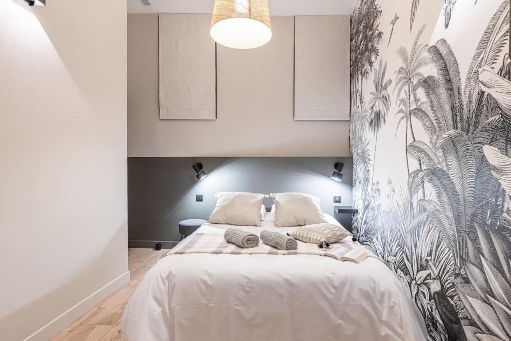 Apartment La Croix - Old Town Modern - 2 Bedrooms *