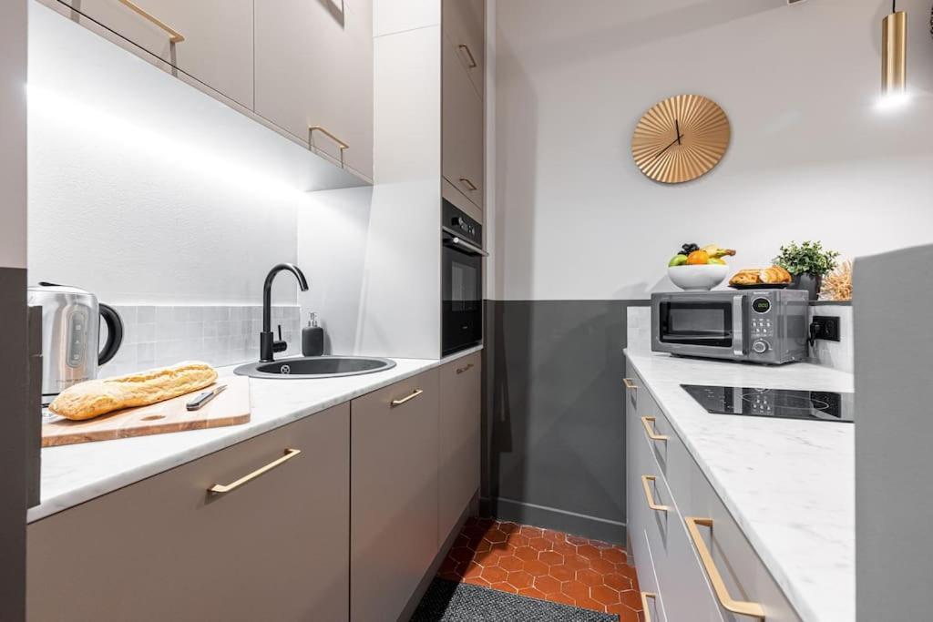 La Croix - Old Town Modern - 2 Bedrooms * Nice