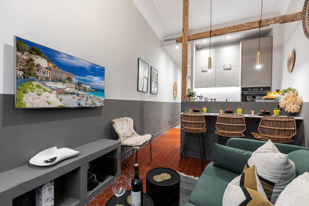 Appartement La Croix - Old Town Modern - 2 Bedrooms Nice